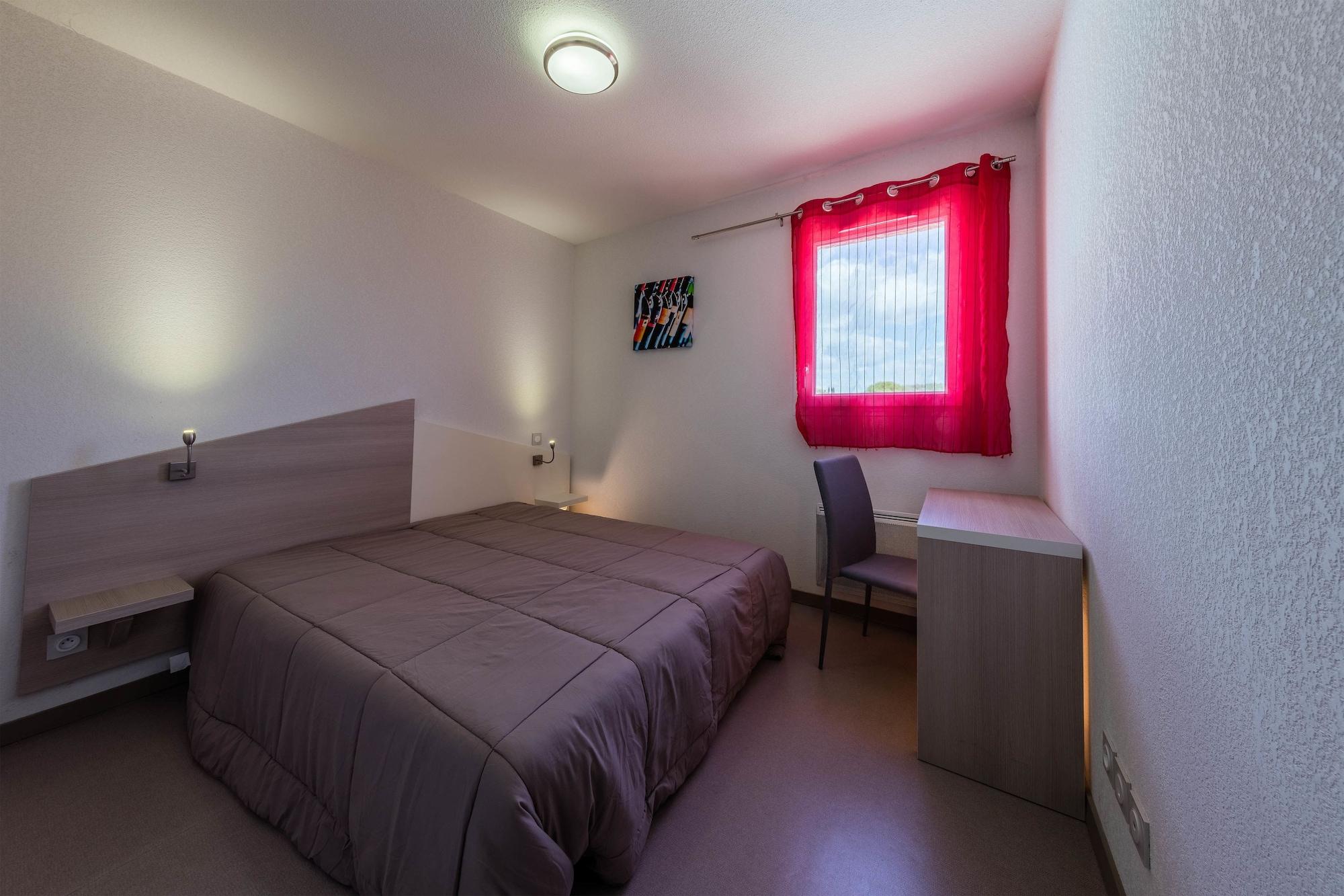 Hotel Terres De France - Le Domaine De Bacchus Saint-Christol  Esterno foto