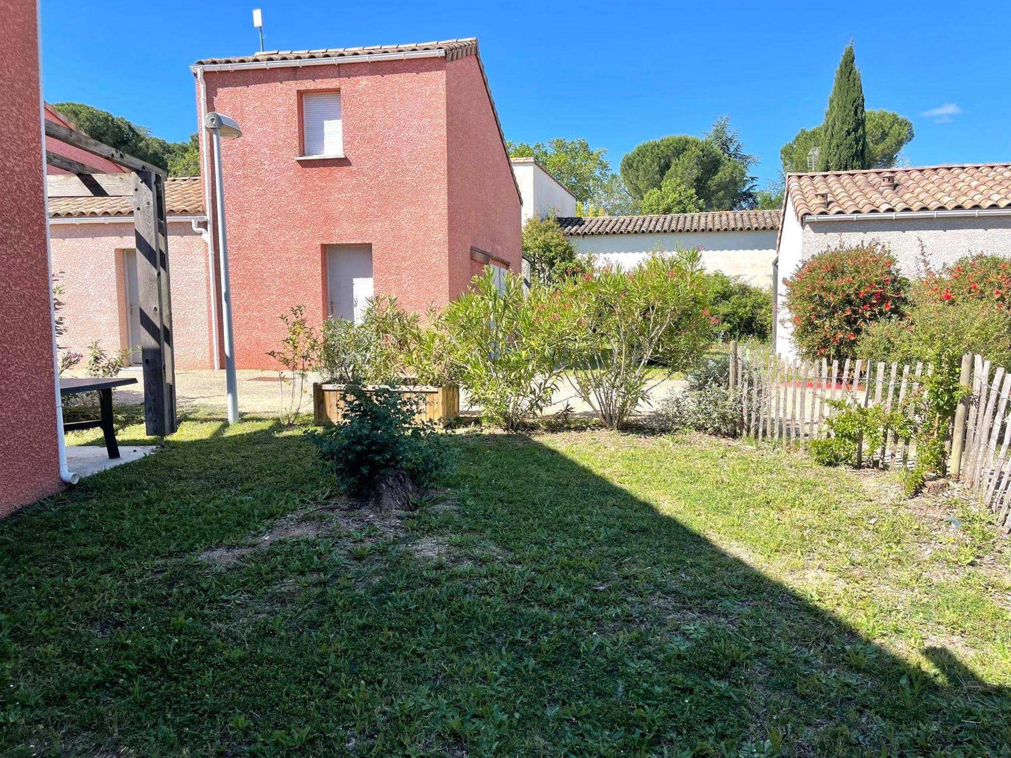 Hotel Terres De France - Le Domaine De Bacchus Saint-Christol  Esterno foto