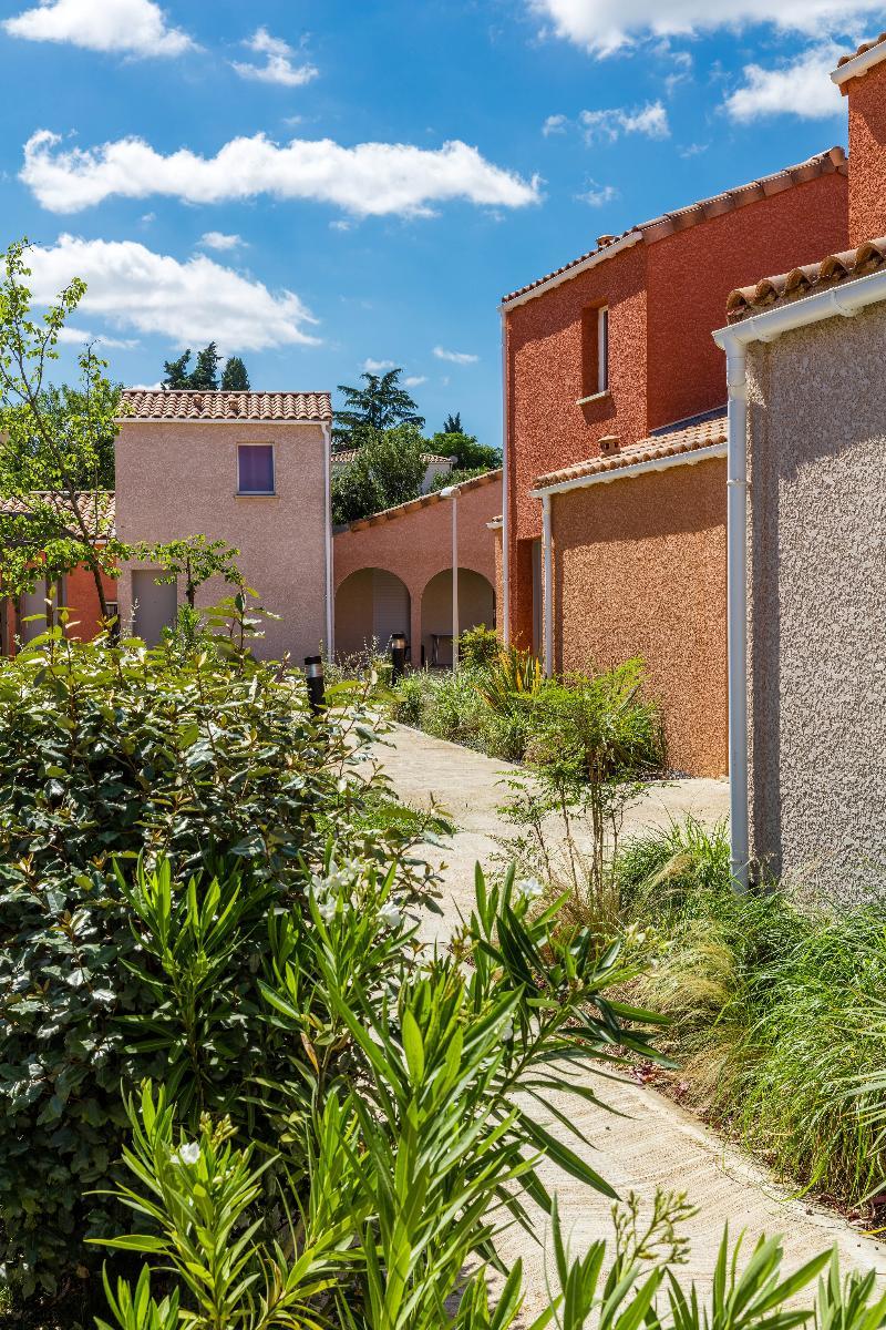 Hotel Terres De France - Le Domaine De Bacchus Saint-Christol  Esterno foto
