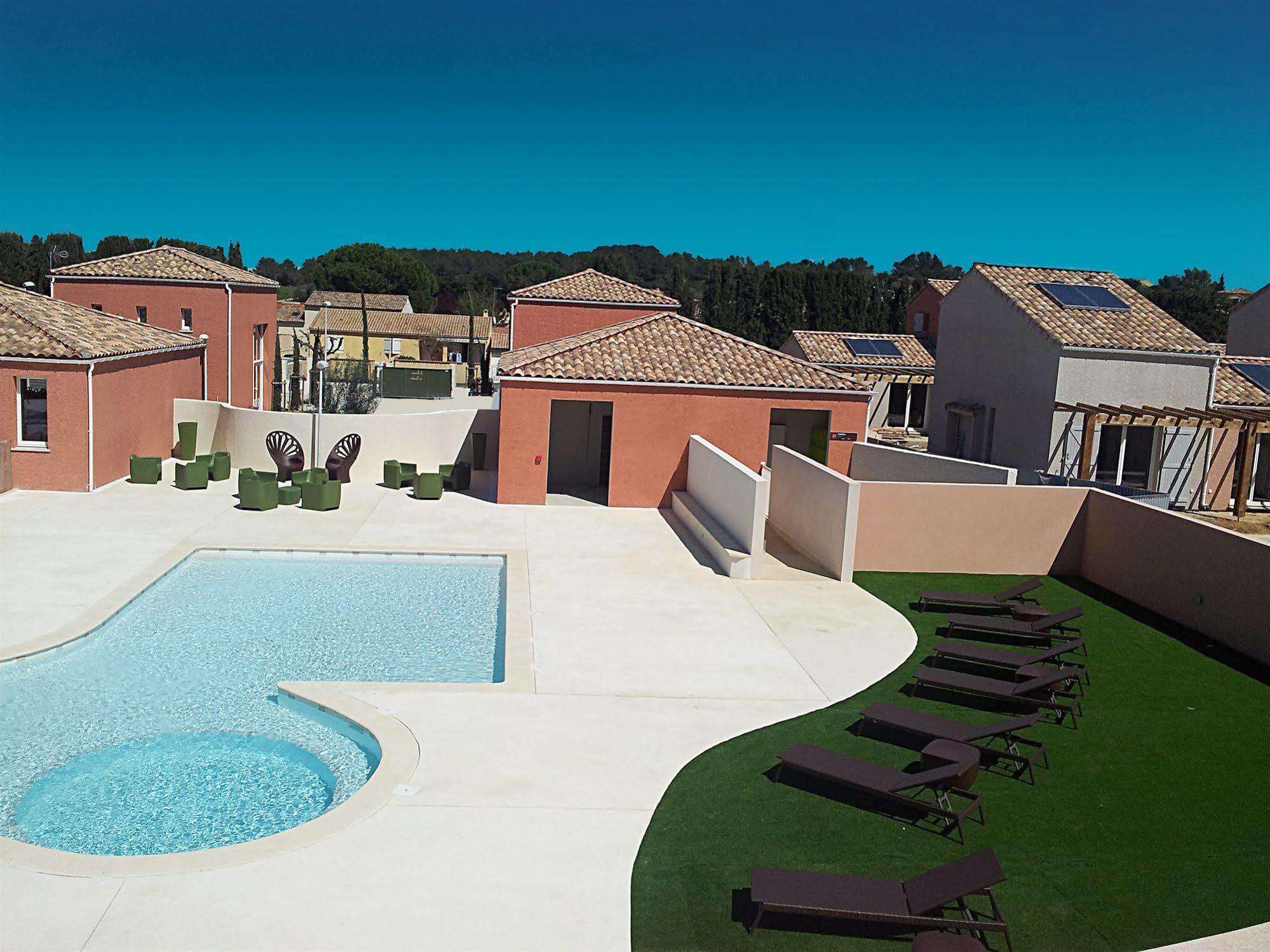Hotel Terres De France - Le Domaine De Bacchus Saint-Christol  Esterno foto
