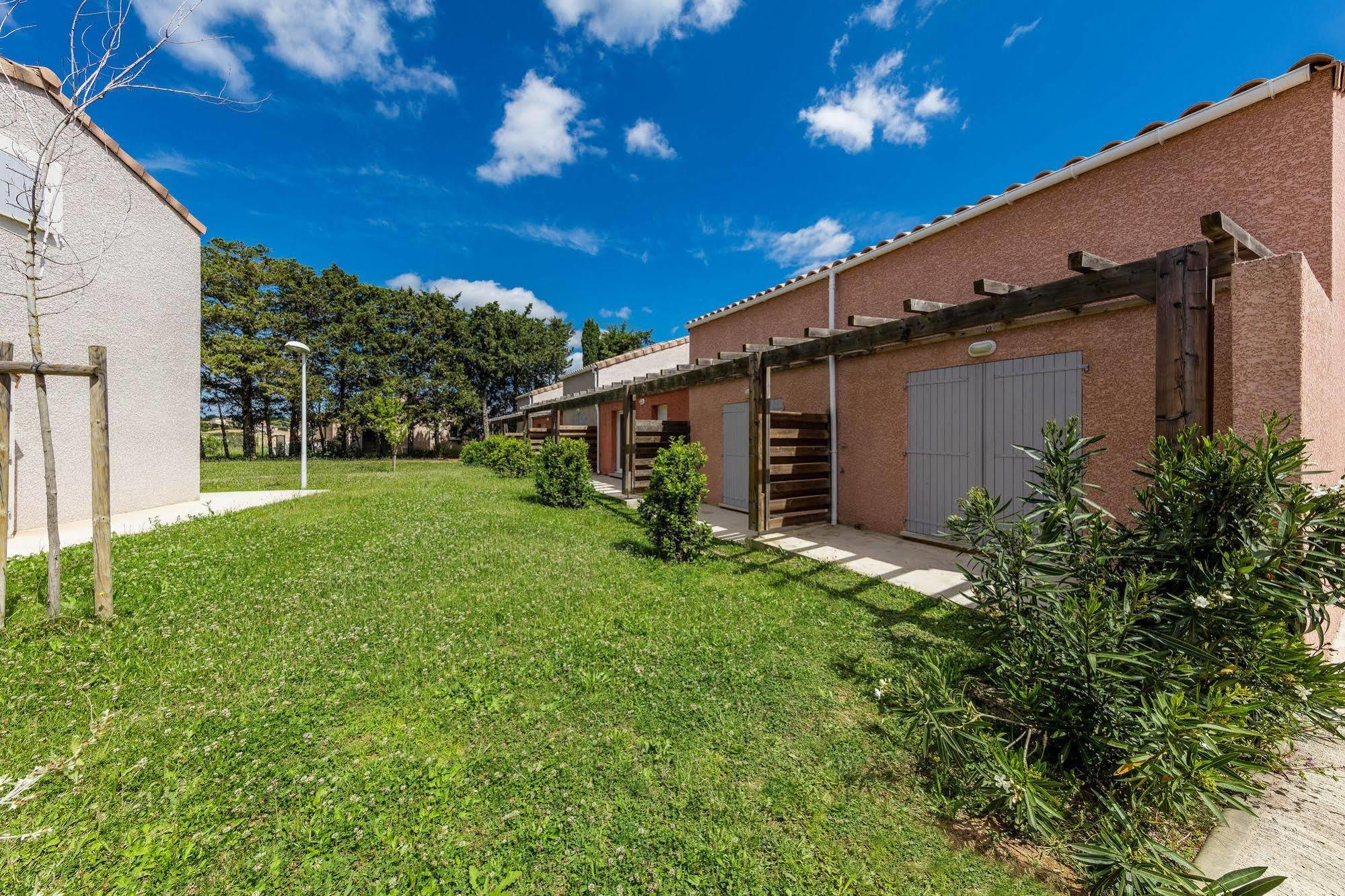 Hotel Terres De France - Le Domaine De Bacchus Saint-Christol  Esterno foto