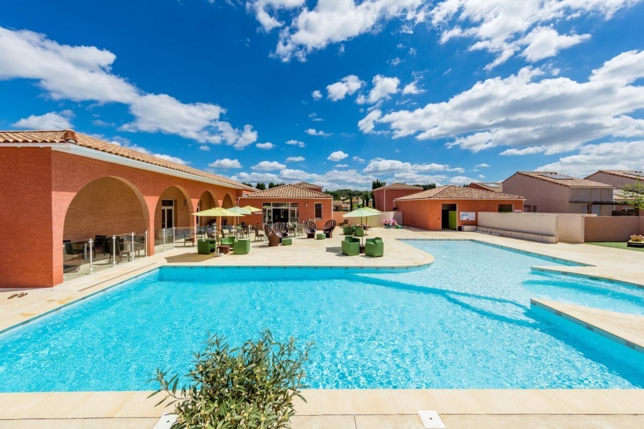 Hotel Terres De France - Le Domaine De Bacchus Saint-Christol  Esterno foto