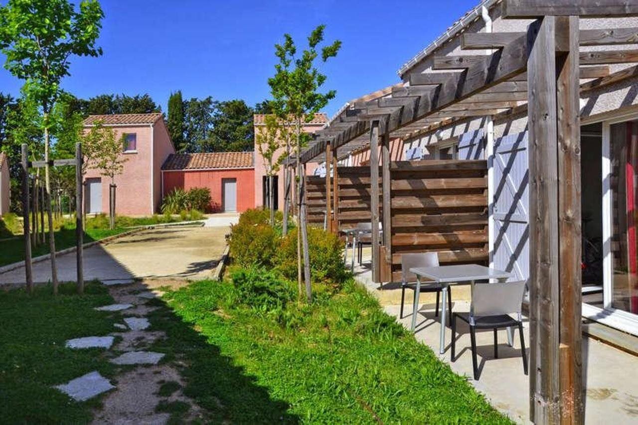 Hotel Terres De France - Le Domaine De Bacchus Saint-Christol  Esterno foto